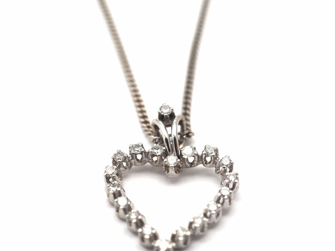 Collier Collier en or blanc 750 mil et pendentif cœur en diamants 58 Facettes