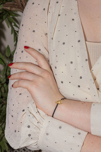 Bracelet O.J. Perrin Bracelet Cordon Cœur Légende Or jaune 58 Facettes 4263951RV