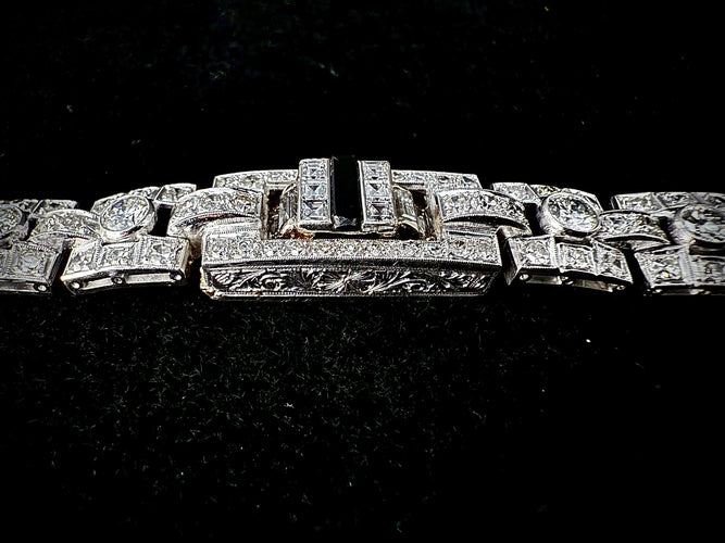 Bracelet Bracelet Art Déco en platine serti de 3,60 carats de diamants 58 Facettes