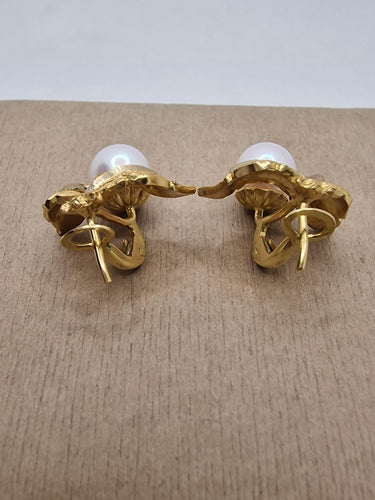 Boucles d'oreilles Boucles d'oreilles vintage en or jaune et perles en forme de feuille 58 Facettes