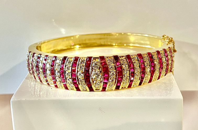 Bracelet Bracelet jonc en or jaune 18 carats, rubis et diamants 58 Facettes AB608