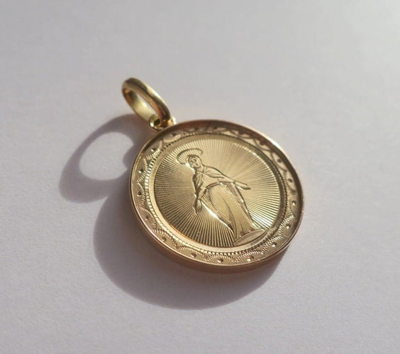 Médaille pendentif Vierge Miraculeuse ancienne en or rose 18 carats