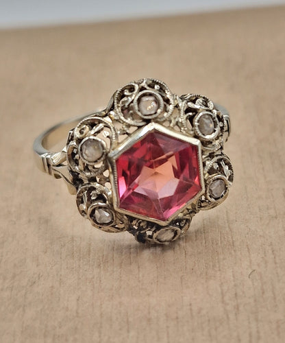 Bague 56.5 Bague ancienne en or, argent, diamants et saphir rose 58 Facettes