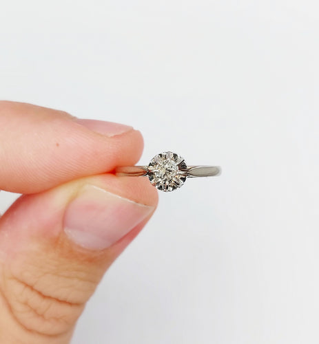 Bague 53 Bague solitaire Art Déco or blanc et platine, diamant taille ancienne 58 Facettes A05635