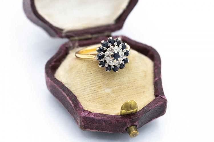 Bague 50 Yellow gold ring with diamonds and sapphires 58 Facettes 10323