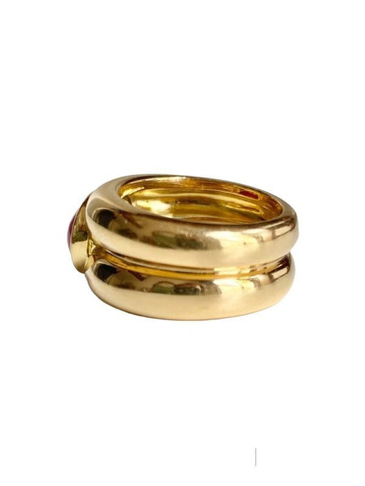 Belangrijke ring, in geel goud en robijn