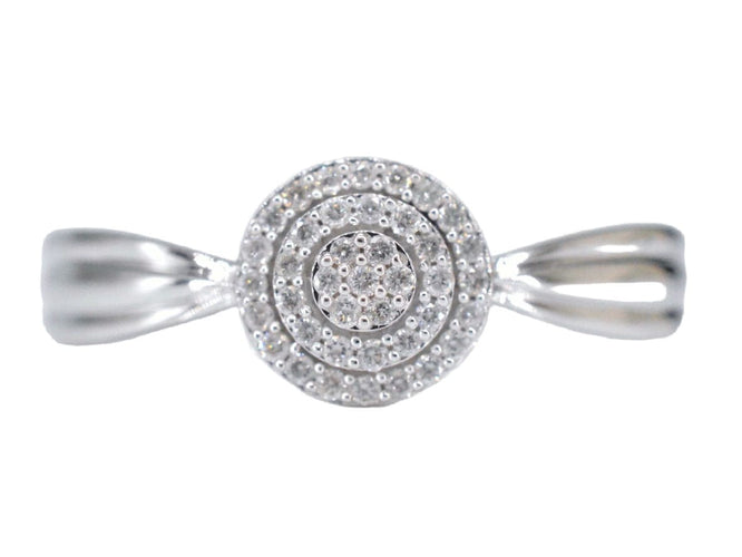 Bague 54 Bague entourage en or blanc avec diamants 58 Facettes 2001