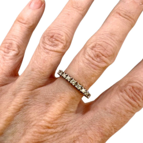 Bague 55 Bague cinquillo au design contemporain en or et diamants 58 Facettes Q486