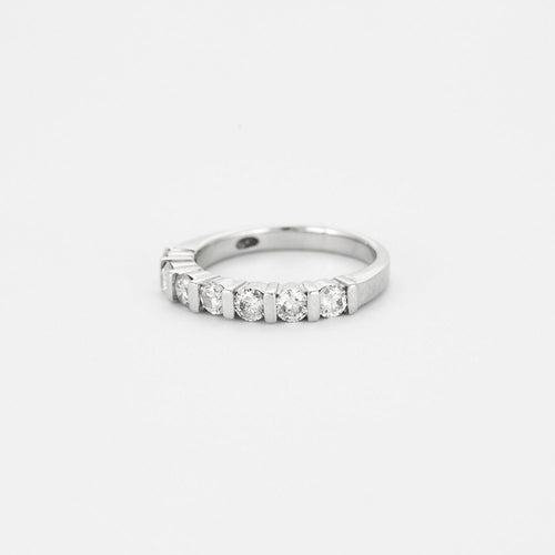 Bague Alliance demie or blanc diamants 58 Facettes