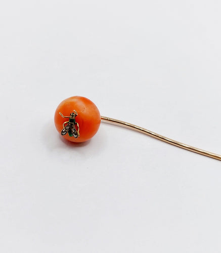 Epingle à foulard or rose, corail, abeille et diamants (circa 1890) 58 Facettes A06220