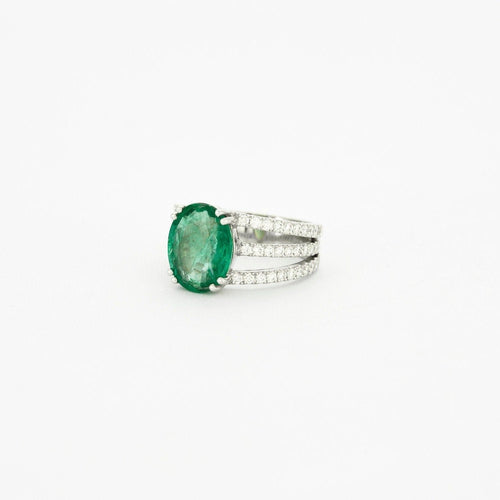 Bague Bague en or blanc émeraude diamants 58 Facettes