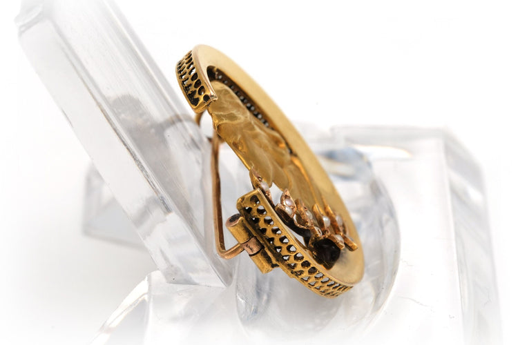 Broche Broche en or jaune sertie de perles 58 Facettes B345