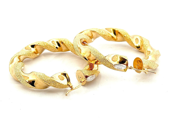 18 ayar sarı altından burgu halka küpeler 