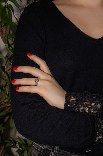 Yellow gold ring, white gold diamond 