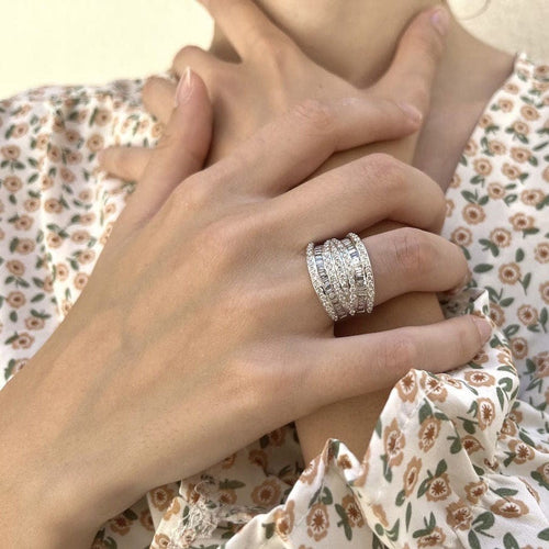 Bague 50 Bague en or gris 18K avec 2,33 Cts de diamants - Vers 2009 - Taille 50 58 Facettes FB09734