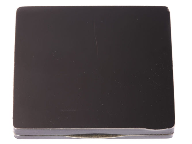 Dekordrama: cigarettetuiet från 1928 som viskar MacArthurs hemligheter 