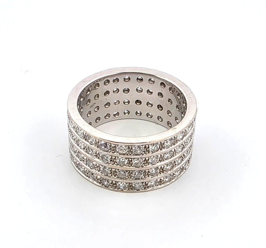 Bague 64 Bague en or blanc sertie de diamants 58 Facettes