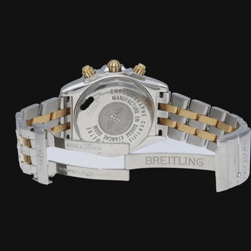 Montre Montre chronographe Breitling Chronomat Evolution 58 Facettes MT42121