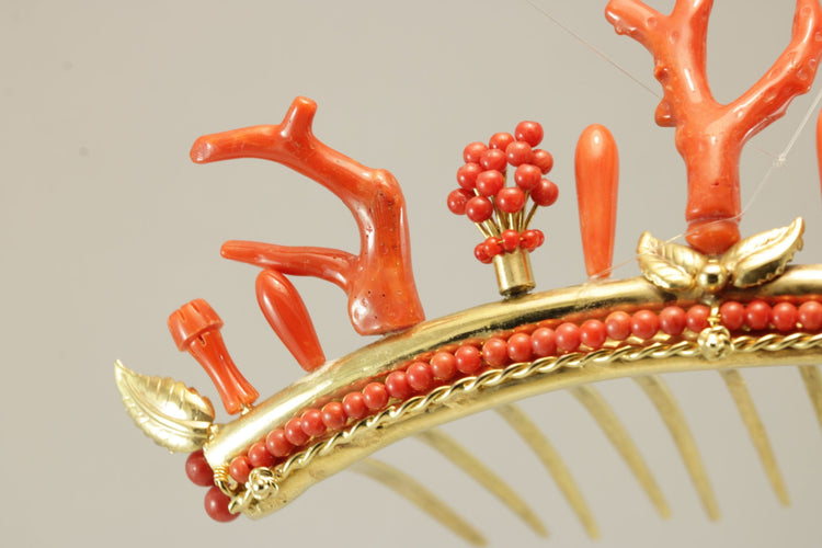 Diadème antique en corail doré à l'argent 58 Facettes 7493