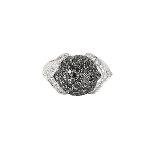 Bague 52 Bague en or blanc, diamants blancs et noirs 58 Facettes GU180