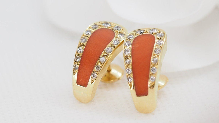 Boucles d'oreilles Boucles d'Oreilles En Or Jaune, Corail Et Diamants 58 Facettes 30530
