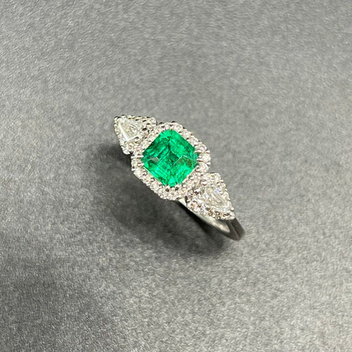 Bague 54 Bague or blanc, Emeraude de Colombie et Diamants 58 Facettes