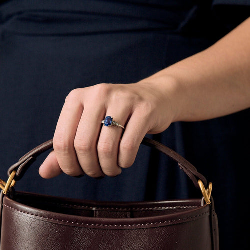 Bague 50 Bague en or gris, saphir et diamants 58 Facettes EVR25715