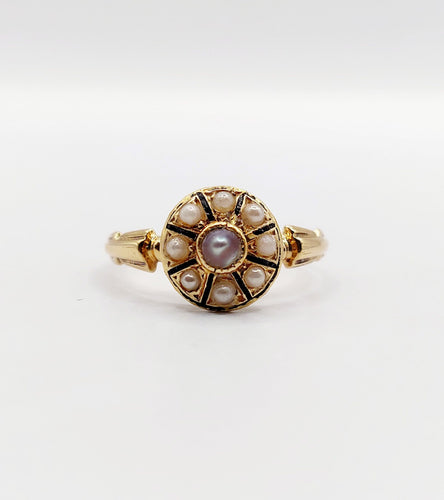 Bague 53 Bague cible antique or jaune 18k perles et émail noir (circa 1900) 58 Facettes A06001