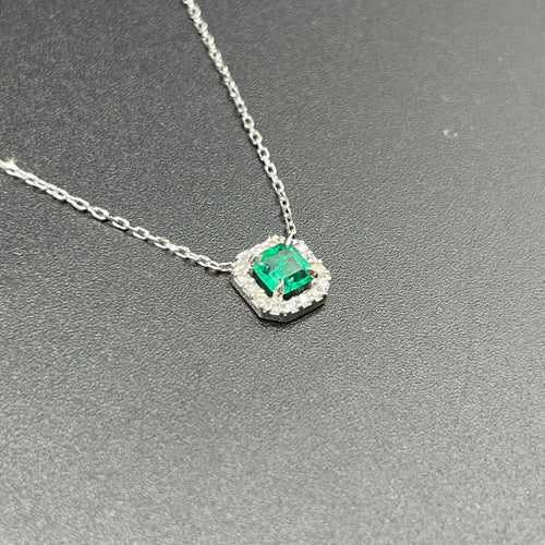 Collier Collier pendentif Emeraude de Colombie entourage Diamant, or blanc 58 Facettes