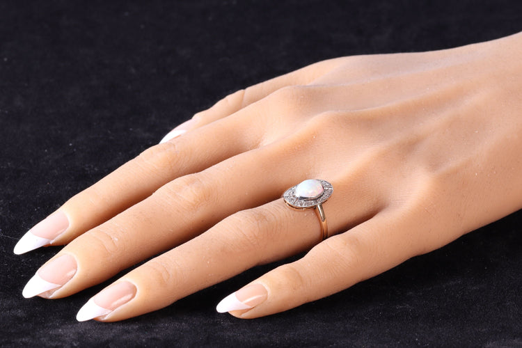 Bague 59 Échos du passé : une expérience intemporelle avec une bague en opale 58 Facettes 24332-0040