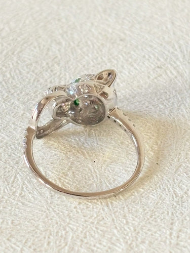 Bague 52 Bague Panthère en or blanc et diamants 58 Facettes WC-2025-2325