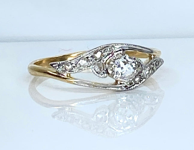 50 Bague en or et en diamants 58 Facettes AB570