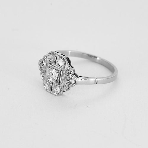 Bague 55 Bague style Art Déco en or gris et diamants 58 Facettes CHA1154