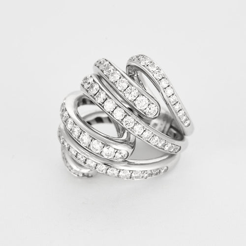 Bague 53 DE GRISOGONO - Bague coktail en or blanc pavée de diamants blancs 58 Facettes