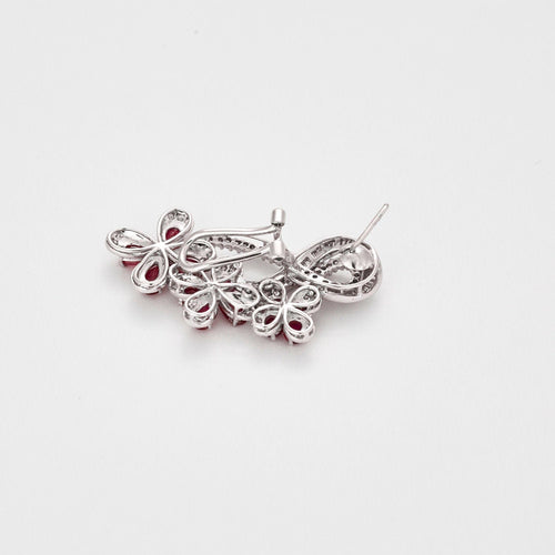 Boucles d'oreilles Boucles d'oreilles fleur diamants et rubis 58 Facettes 2922