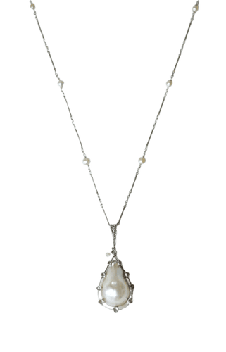 Collier Collier Art Déco Pendentif Goutte Perle & Diamants sur Platine 58 Facettes