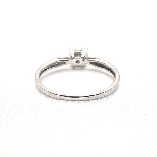 Bague 56 Bague en Or blanc et Diamants 58 Facettes