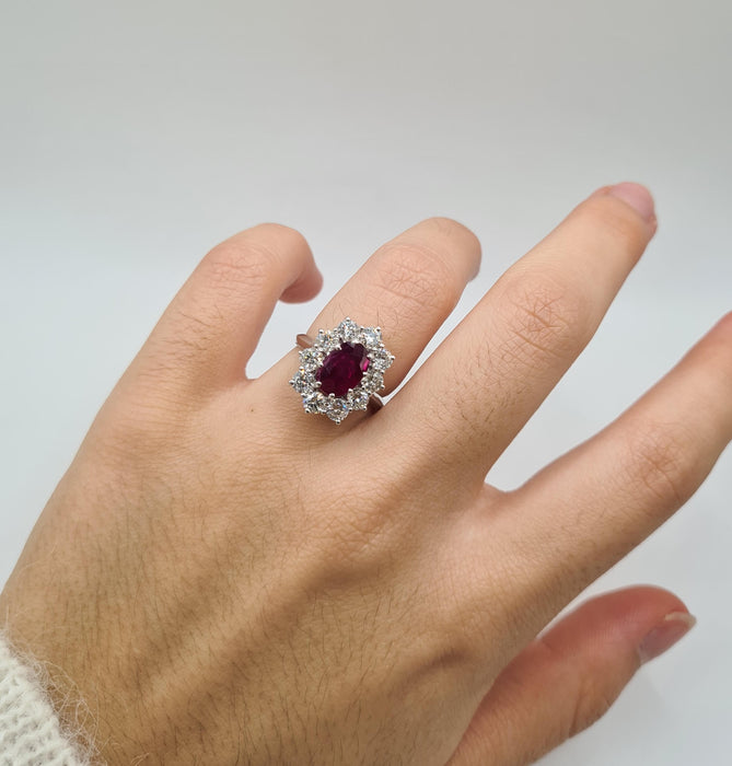 White gold ring set with a ruby and diamonds