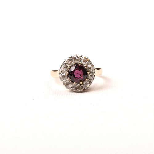 Anillo Margarita antiguo con rodolita y diamantes en oro rosa 