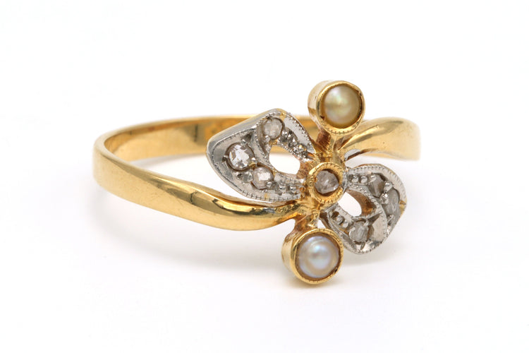 Bague 53 Bague Art Nouveau en or jaune 18 carats et argent sertie de diamants et de perles 58 Facettes B272