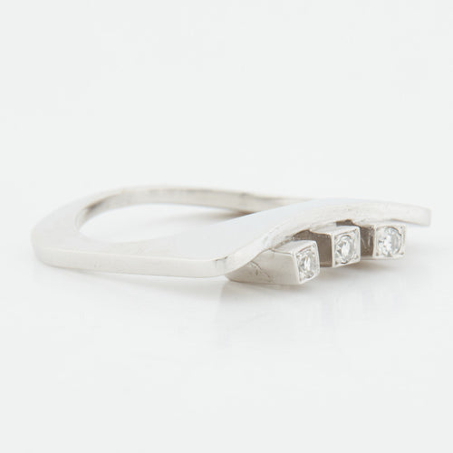Bague BAGUE EN OR BLANC 18 CARATS 58 Facettes REF 5090/17