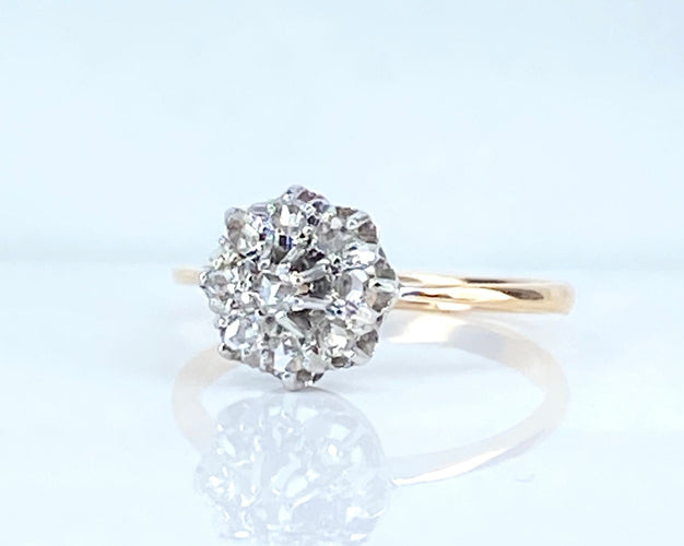 Bague 51 Bague marguerite en or jaune et diamants 58 Facettes AB618