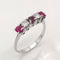 Bague 54 Bague en or 18 carats, rubis et diamants 58 Facettes