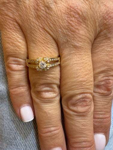 Bague 53 Bague Mauboussin en or jaune 18 carats et diamants 58 Facettes