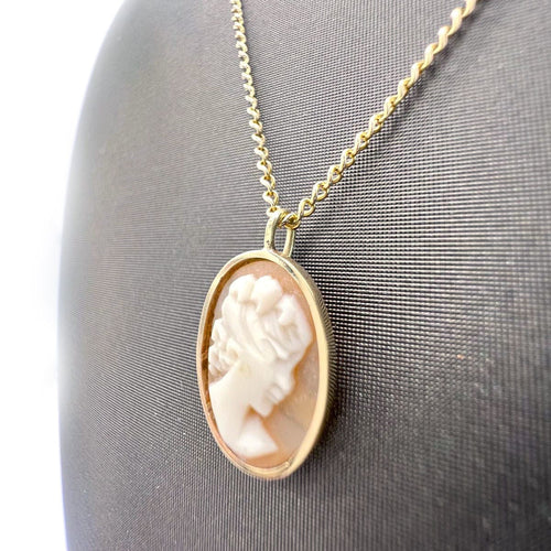 Colier Colier Camaieu din agat și aur galben 58 Facettes UKA000076GM