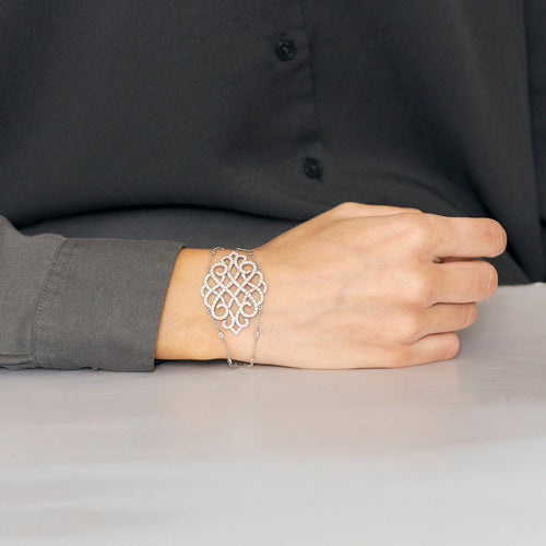 Bracelet Bracelet Dentelle or blanc diamants 58 Facettes LP22/17