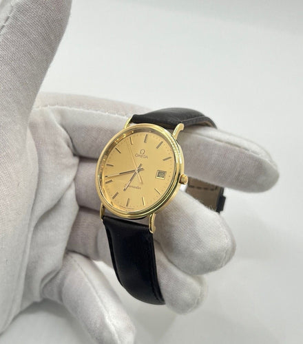 Montre Montre Omega Seamaster en or 18 carats 58 Facettes