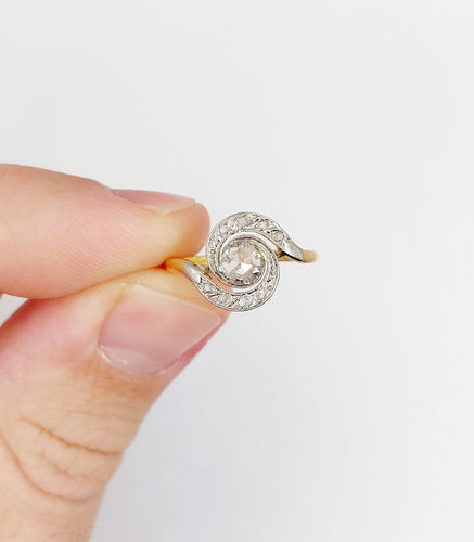 Bague 49 Bague tourbillon antique or diamant taille rose (circa 1900) 58 Facettes A06287