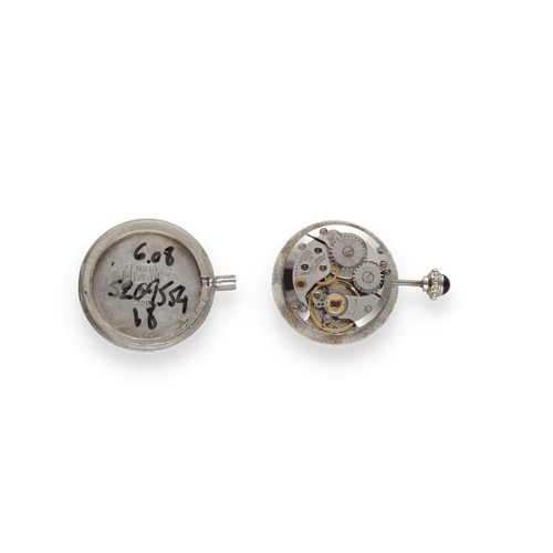 Montre Montre Cartier Vendôme Ellipse en or gris 18K – Mécanique – Vers 1980 – 26 mm 58 Facettes