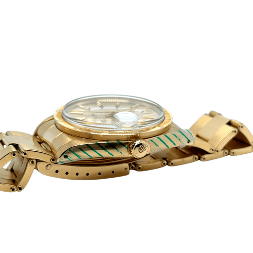 Montre ROLEX - Montre Datejust Or jaune 18 carats - Modèle 1501 - Année 1970 58 Facettes 1.0000555/1